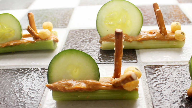 19 Easy And Adorable Animal Snacks To Make With Kids