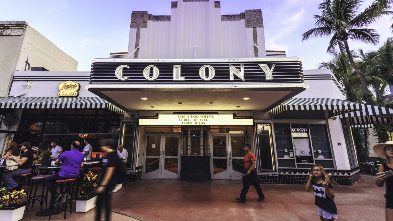 Lincoln Road Mall in South Beach - Tours and Activities