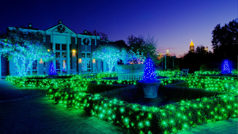 Holiday Light Show Returns to Atlanta Botanical Garden - Mommy Nearest