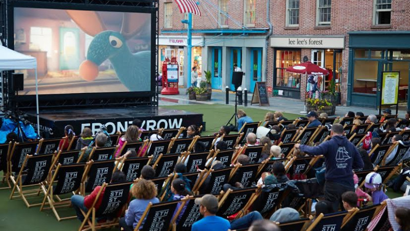 Your NYC Summer Guide to Outdoor Movies - Mommy Nearest