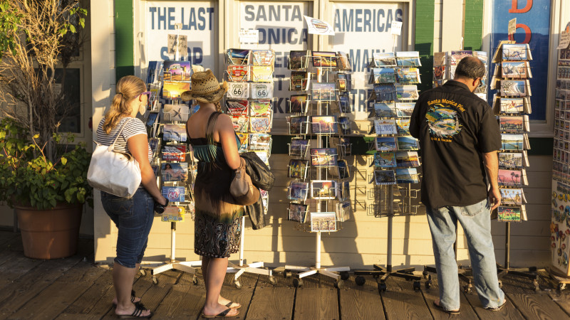 Image for Ultimate Guide to the Santa Monica Pier article