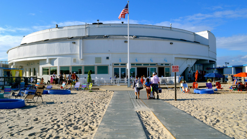 Best Private Beach Clubs For Families In Nyc And Long Island Mommy
