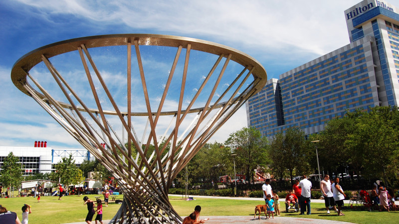 Discovery Green & Minute Maid Park - Picture of Hilton Americas-Houston -  Tripadvisor