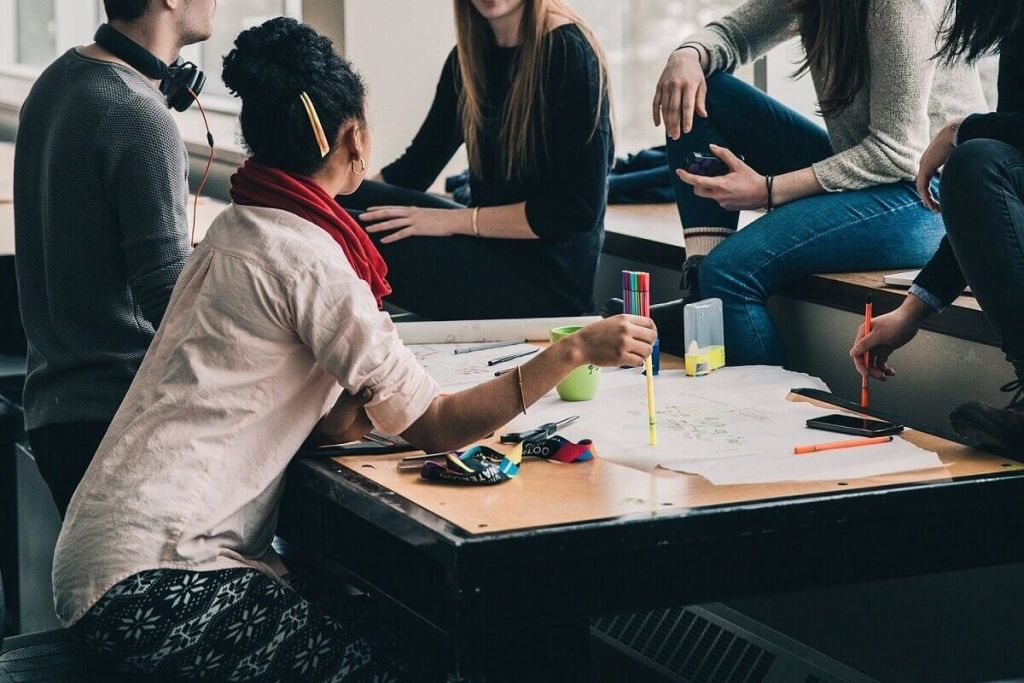Lean vs. Scrum: What’s the difference?