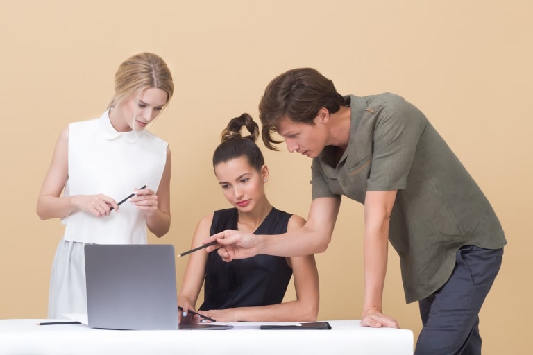 Cross-team collaboration with monday.com: create a seamless customer onboarding experience