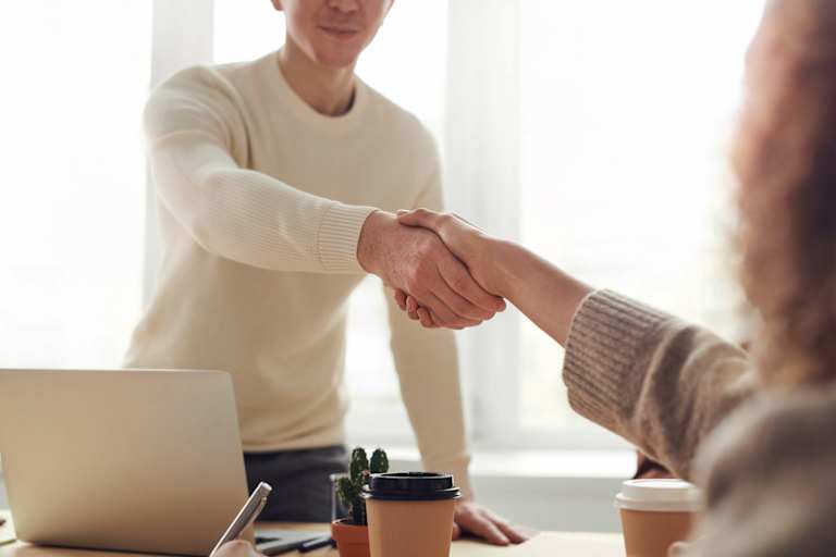 Den B2B Vertrieb mit KI anpowern