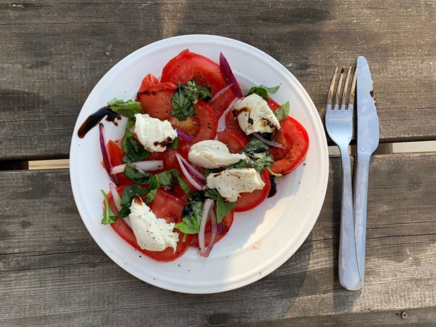 Assiette de tomate mozarella