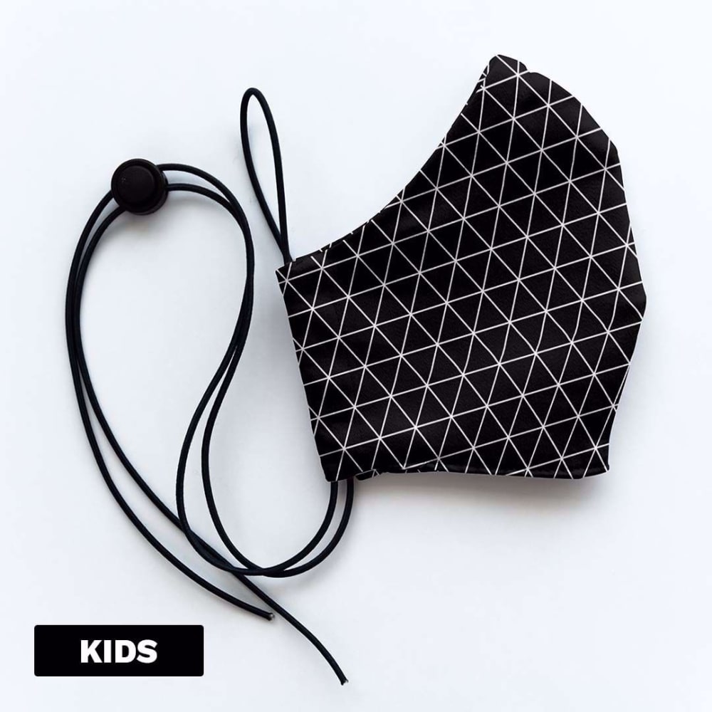 Mondmasker Cup Kids Black rectangles met elastiek en stopper voor kinderen