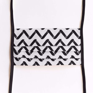Mondmasker Chevron stripes met linten Mondmasker Chevron stripes met linten