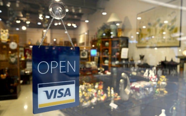 use credit cards to rebuild credit