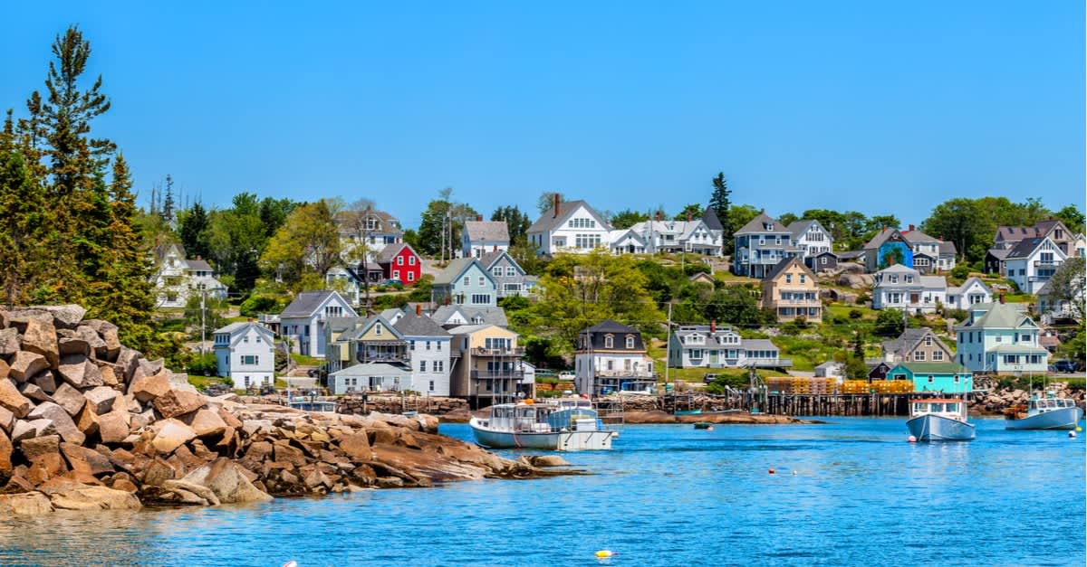 Best & Cheapest Homeowners Insurance in Maine for 2022 | MoneyGeek.com