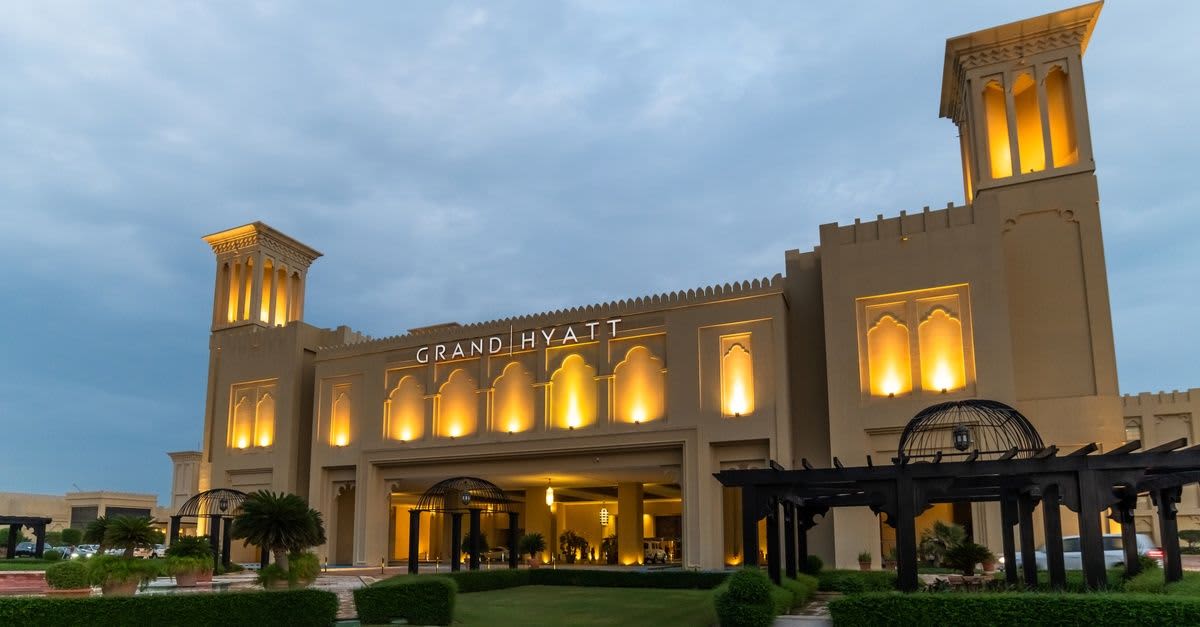 How Much Are Hyatt Points Worth? | MoneyGeek.com