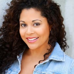 Vianessa CastaƱos headshot