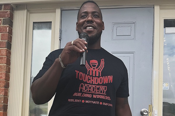 Andre Wilson sharing a message of motivation