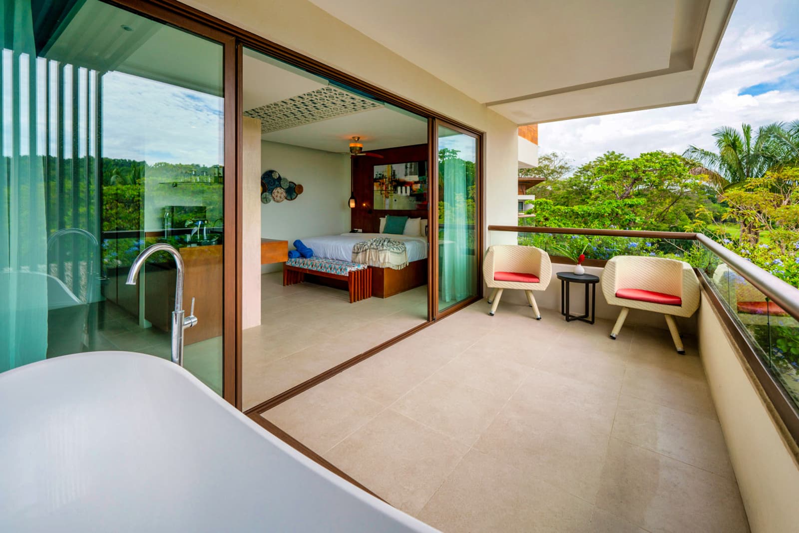 Ocean View with Tub