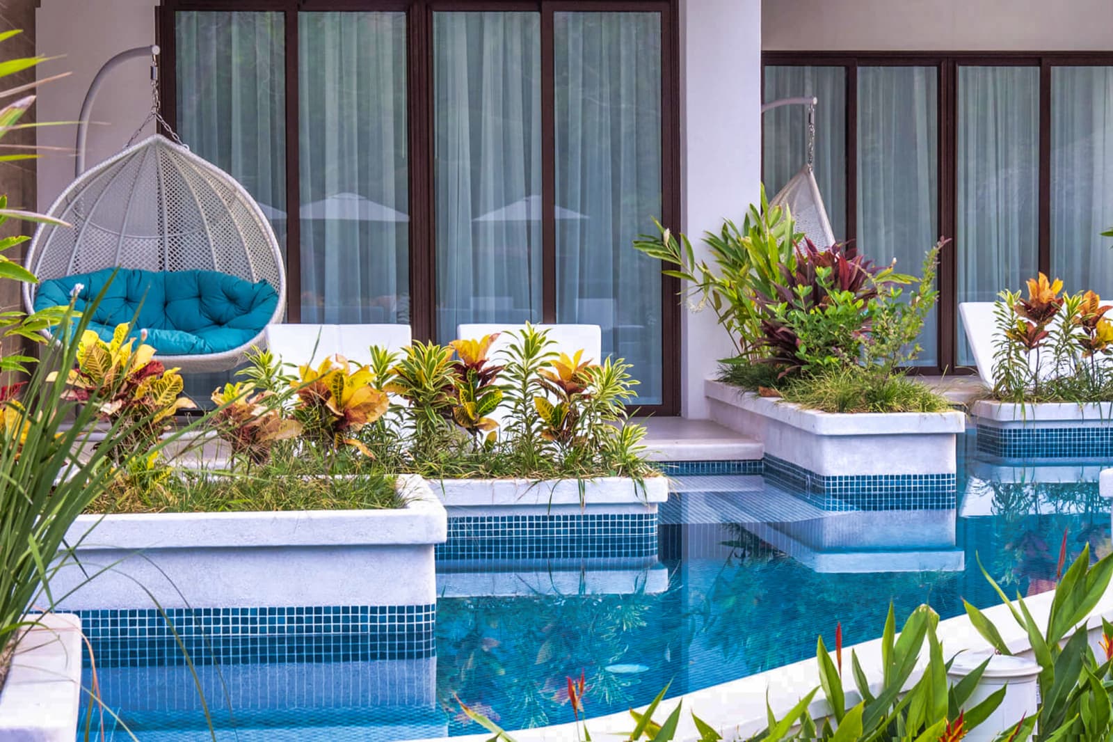 Swim Out Suite