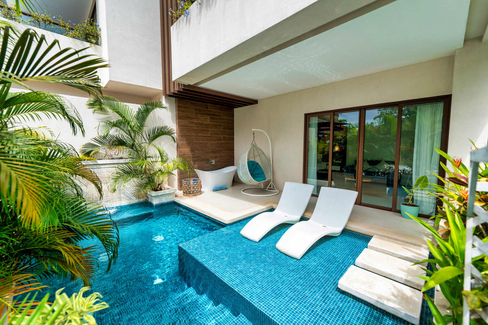 Plunge Pool