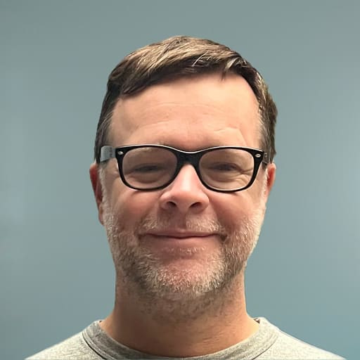 Portrait photo of Scott Boyle.