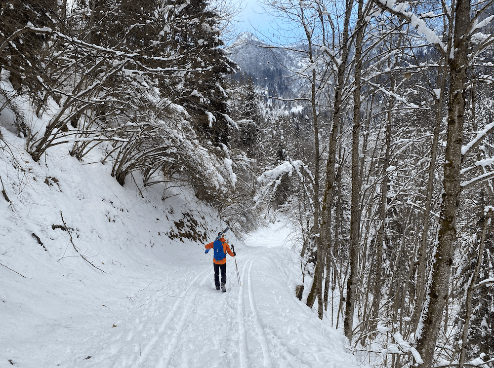 Départ de Montsapey.