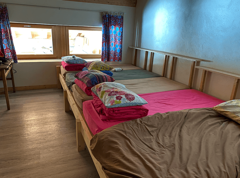 Un dortoir du refuge.