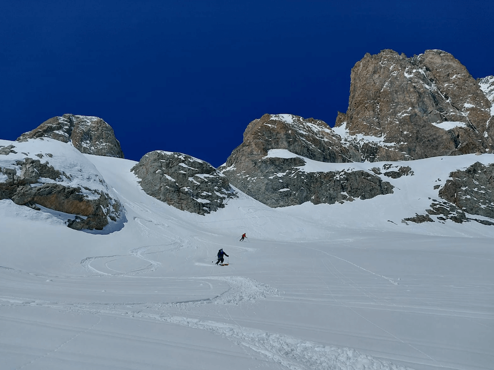 Descente de la Grande Ruine.