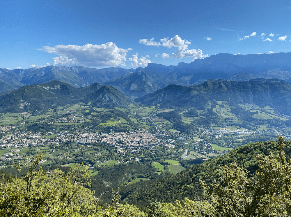 Vue sur Die depuis la Croix de Justin