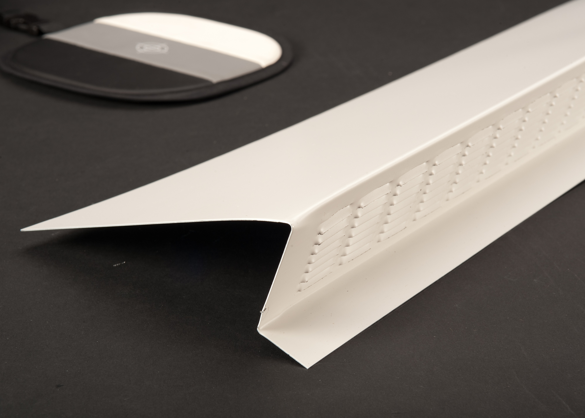 Monsma | LOMANCO SV-10 WHITE STARTER VENT 10/CTN