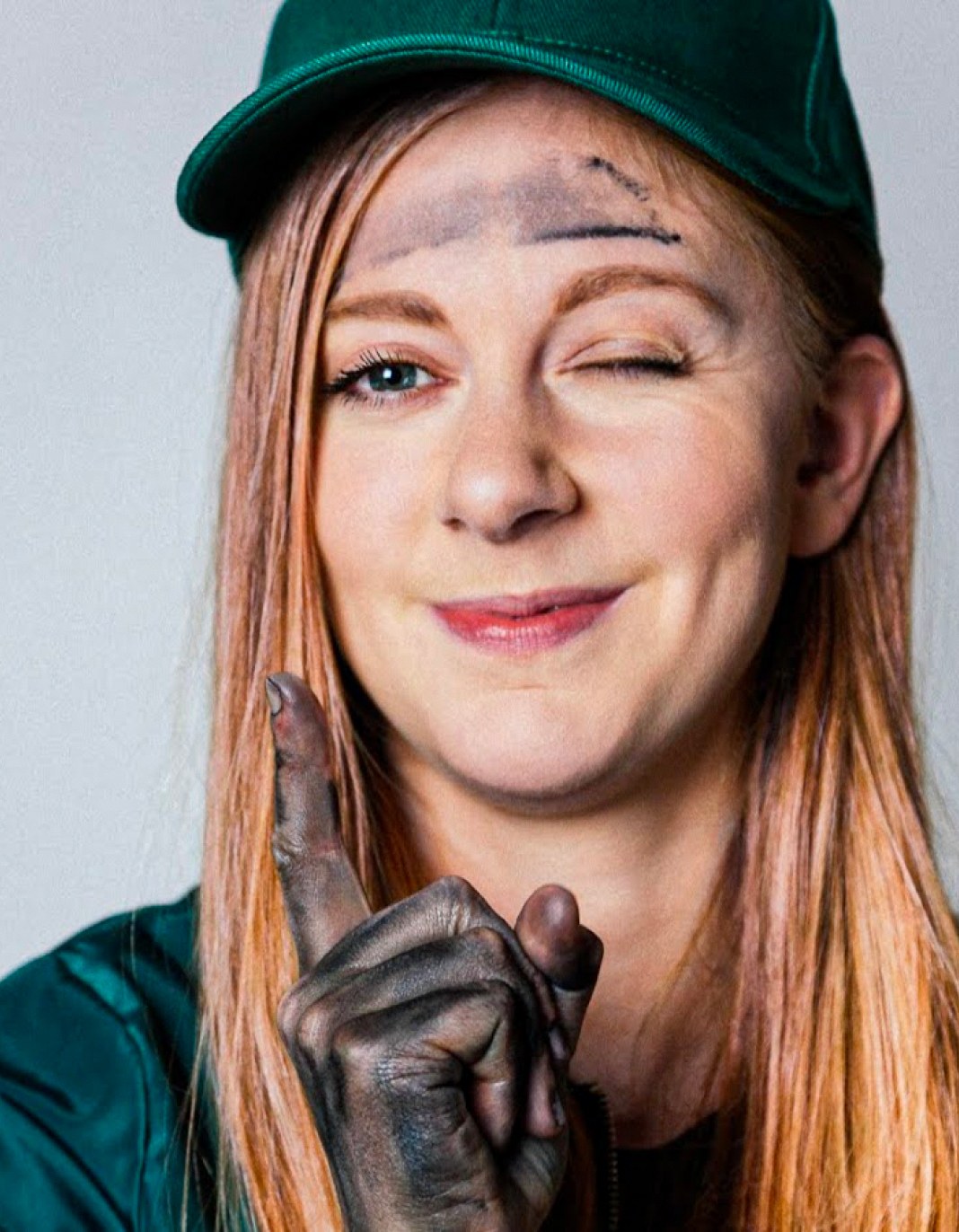 Profile picture for Simone Giertz