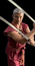 Master Double  Sword Thai Skills With Precision