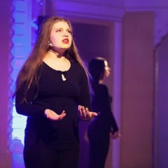 Lara Kerznar's profile