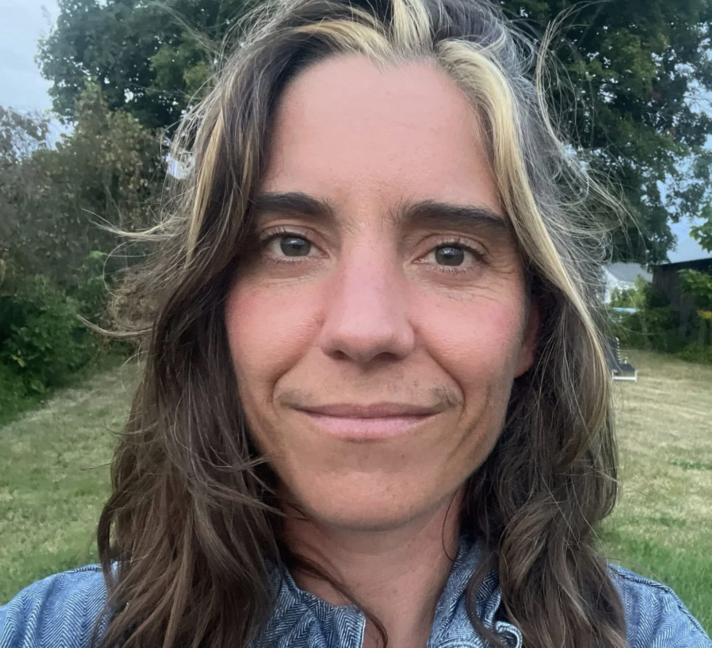 Dale Moore's profile