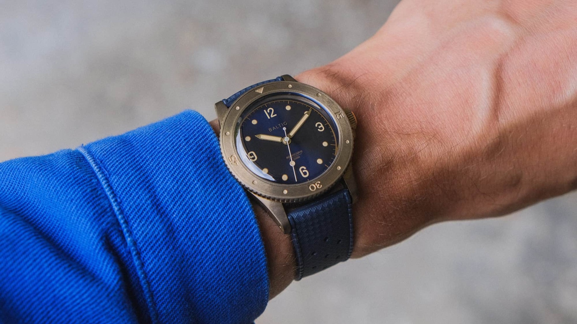 Baltic Aquascaphe Bronze Blue Gilt