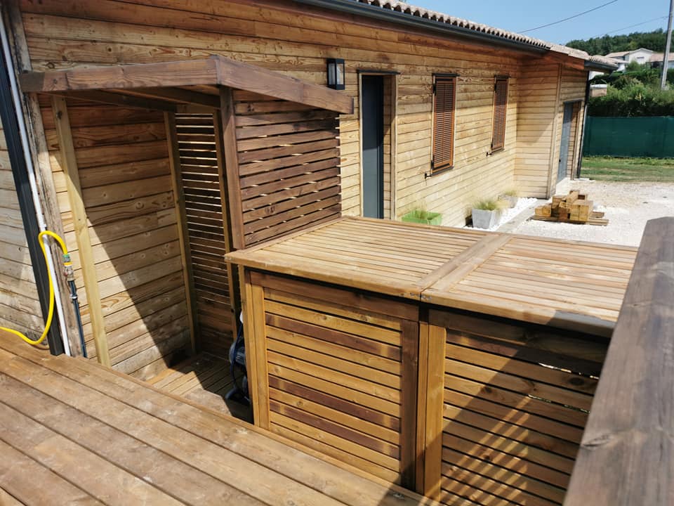 création d'une terrasse et local technique à Croignon