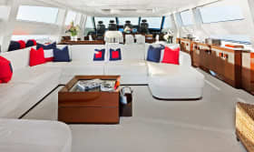 FIVE WAVES Yacht Main Salon