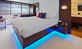 FIVE WAVES Yacht Stateroom 2