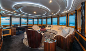 Lurssen MARGUERITE Master Suite Penthouse