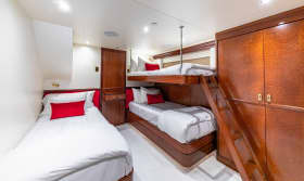 TASIA Guest stateroom