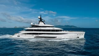 AMOR A VIDA Yacht Charter