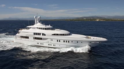197ft LURSSEN yacht BELLA VITA u2014 exterior
