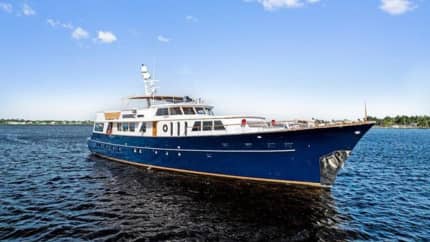 108ft BURGER BOAT COMPANY yacht CHANTICLEER u2014 exterior