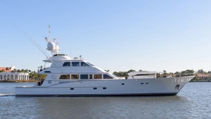 108ft BURGER BOAT COMPANY yacht DREAM CATCHER u2014 exterior