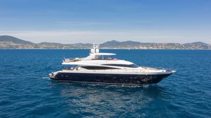 99ft PRINCESS YACHTS yacht MIRA u2014 exterior