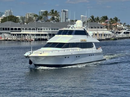 DARE TO DREAM Lazzara 80 Yacht For Sale