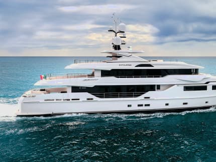 ENTOURAGE Admiral luxury yacht for sale Exterior photo