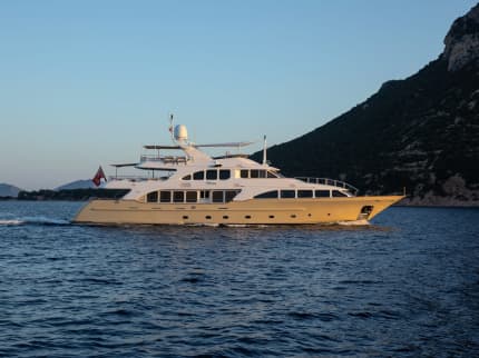 120 Benetti Yacht Charter - VIRTUE
