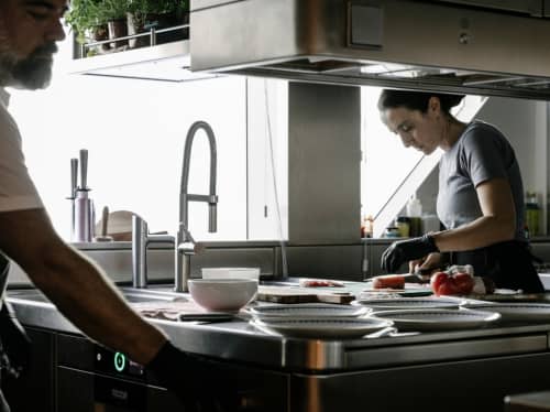 Yacht Charter Guide APA Expenses