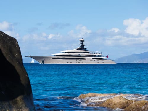 Luxury yachts currently under construction with Moran Yachts
