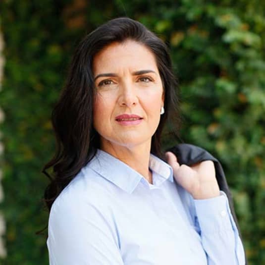 yacht broker Patrizia Cardinale moran yachts