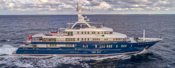 BELLA VITA luxury yacht for charter