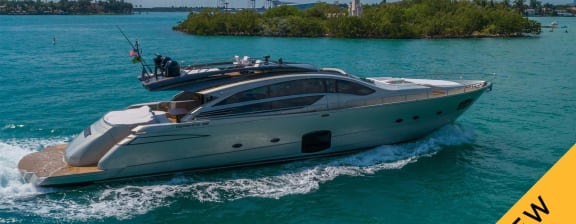 high-performance yacht Pershing GROOT for sale